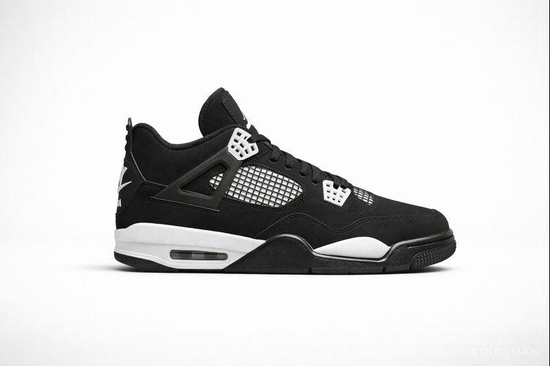 Air Jordan 4 Retro "White Thunder"
