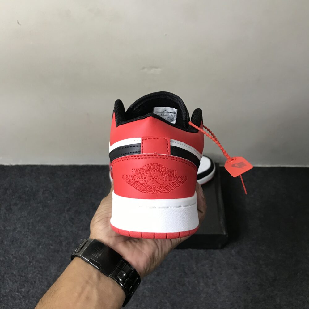 Air Jordan 1 Low "Bred Toe"