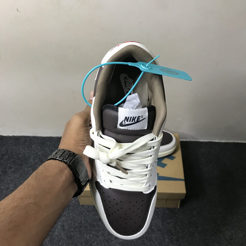 Travis Scott x Air Jordan 1 Low "Reverse Mocha"