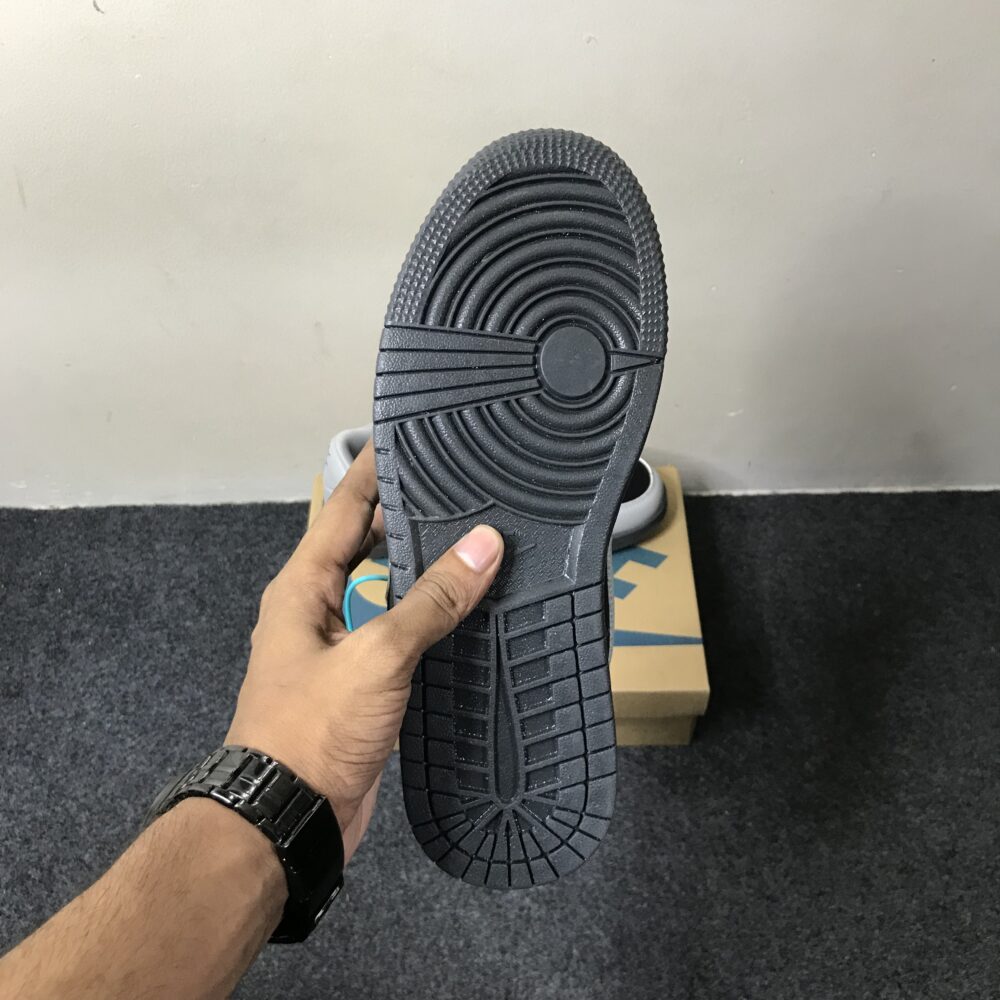 Nike Air Jordan 1 Low Travis Scott Grey