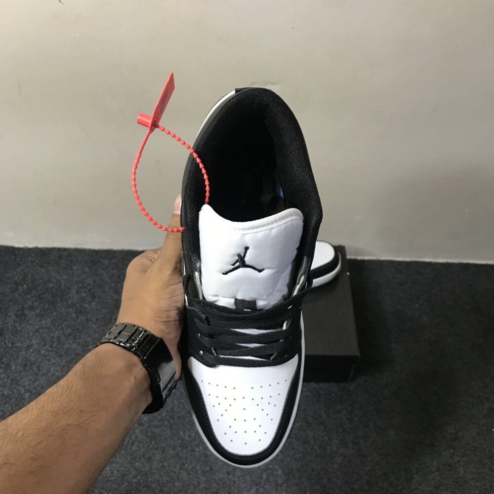 Air Jordan 1 Low "Panda"