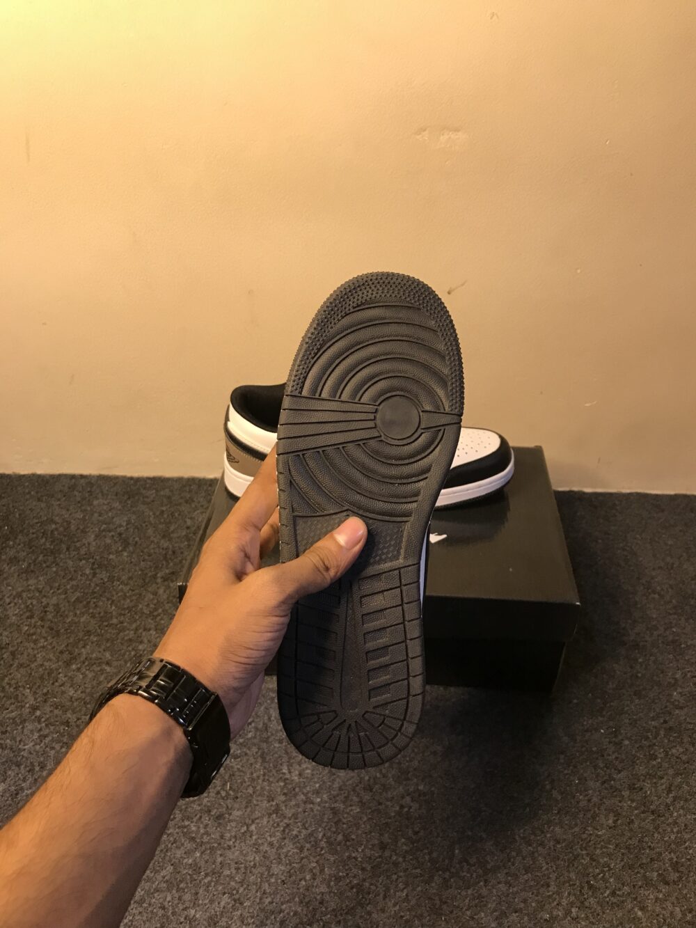 Air Jordan 1 Low "Mocha"
